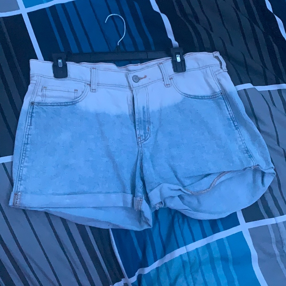 Old Navy Two Toned Denim Boyfriend Shorts